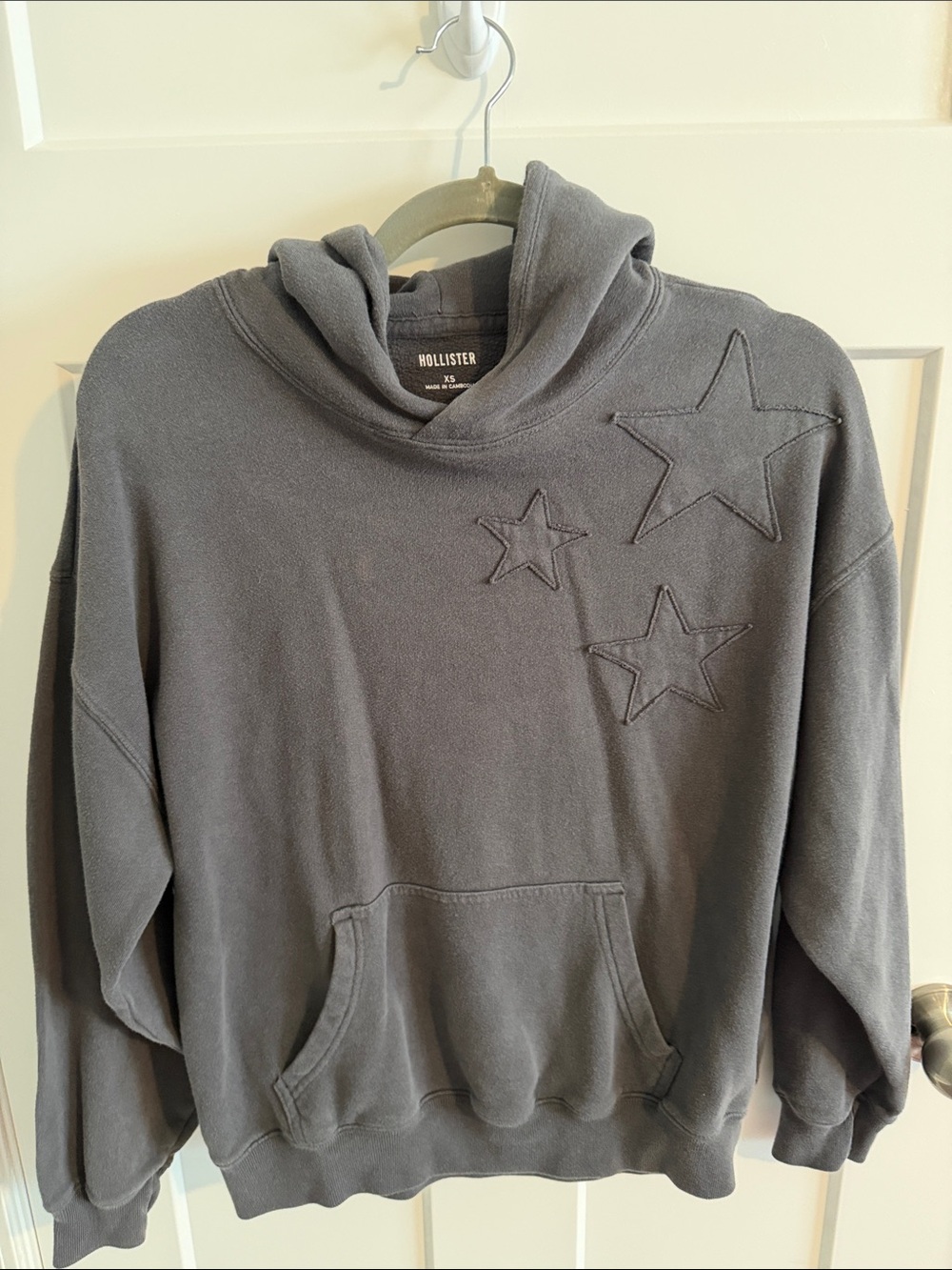 Hollister Women's Charcoal Gray Crewneck Hoodie with Star Appliqués -Small